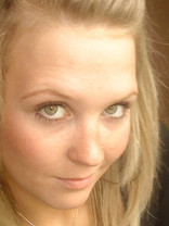 Person who looks like Vanessa Paradis