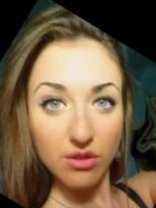 Person who looks like Christina Aguilera