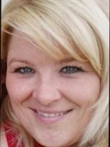 Person who looks like Peta Wilson