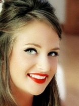 Person who looks like Estella Warren