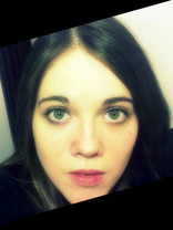 Person who looks like Zooey Deschanel