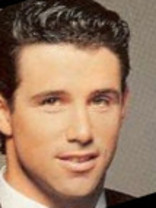 Person who looks like Ryan Reynolds