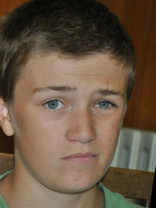 Person who looks like Haley Joel Osment