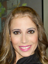 Person who looks like Lizzy Caplan