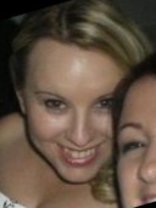 Person who looks like Kari Wuhrer