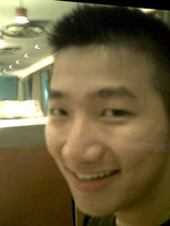 Person who looks like Edison Chen