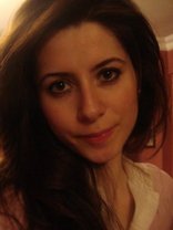 Person who looks like Kimberly McCullough