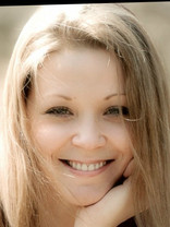 Person who looks like Amy Smart