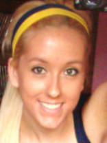 Person who looks like Christina Aguilera