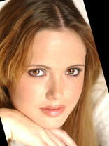 Person who looks like Elena Anaya