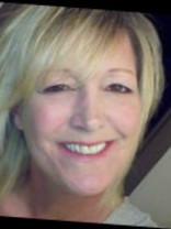 Person who looks like Helen Hunt