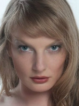 Person who looks like Lauren German