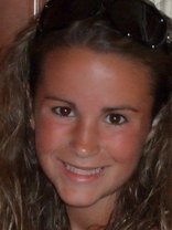 Person who looks like Sarah Paulson