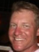 Person who looks like Kiefer Sutherland