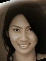 Person who looks like Moon Bloodgood