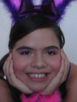 Person who looks like Miranda Cosgrove