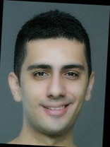 Person who looks like Bobby Cannavale