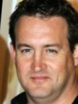 Person who looks like Matthew Perry