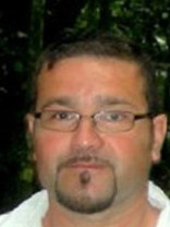 Person who looks like David Denman