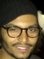 Person who looks like Johnny Depp