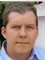 Person who looks like Donnie Wahlberg