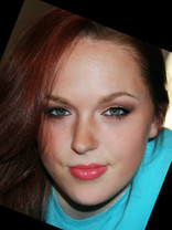 Person who looks like Laura Prepon