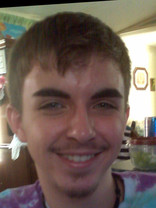 Person who looks like Frankie Muniz
