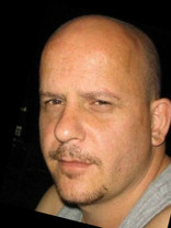 Person who looks like Bruce Willis