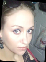 Person who looks like Gwen Stefani