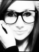 Person who looks like Ariana Grande