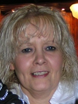 Person who looks like Blythe Danner