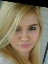 Person who looks like Kelly Clarkson