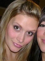 Person who looks like Gwen Stefani