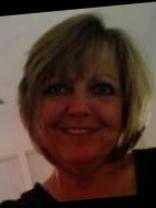 Person who looks like Goldie Hawn