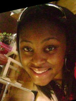 Person who looks like Zoe Saldaña