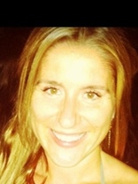 Person who looks like Sarah Paulson