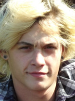 Person who looks like Johnny Depp