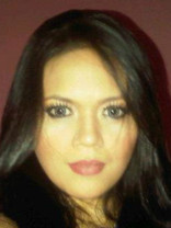 Person who looks like Mandy Moore