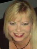 Person who looks like Amy Smart