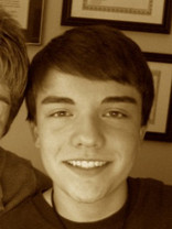 Person who looks like Emile Hirsch