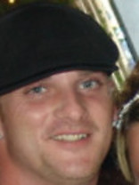 Person who looks like Fred Durst