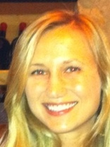 Person who looks like Sarah Wynter