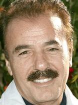 Person who looks like Tom Selleck