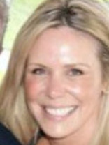 Person who looks like Elle Macpherson