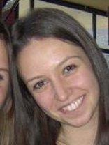 Person who looks like Shannon Elizabeth