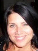 Person who looks like Tiffani Thiessen