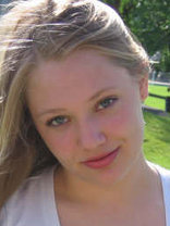 Person who looks like Emilie de Ravin