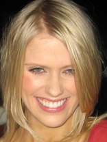 Person who looks like Sophie Monk