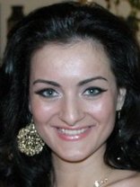 Person who looks like Giada De Laurentiis