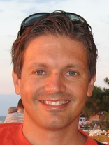 Person who looks like Mark Hoppus